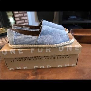 Toms open toed espadrilles size 8.5